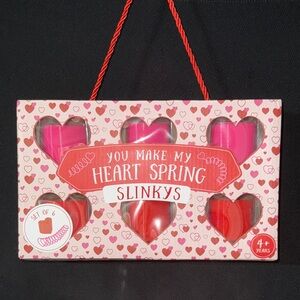 Heart Spring Slinkys Set for Valentine’s Day Set of 6 Heart Shaped Slinky’s